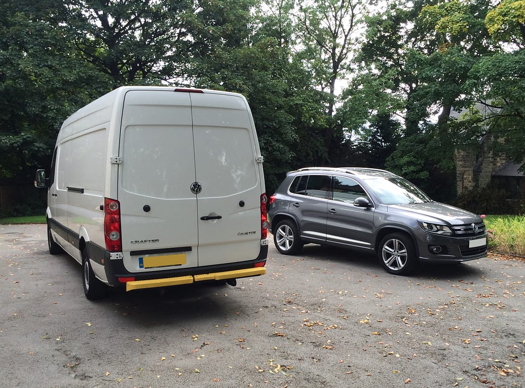 images of delivery vehicles