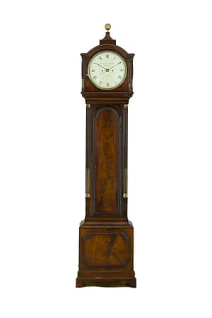 georgian-longcase-clock-handley-moore-london image of a fine quality mahogany georgian longcase clock by handley and moore of Lonon circa 1810