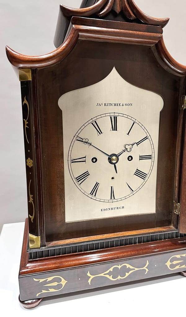 ritchie-edinburgh-mahogany-regency-fusee-bracket-clock-dial Image of the engraved silvered brass clock dial