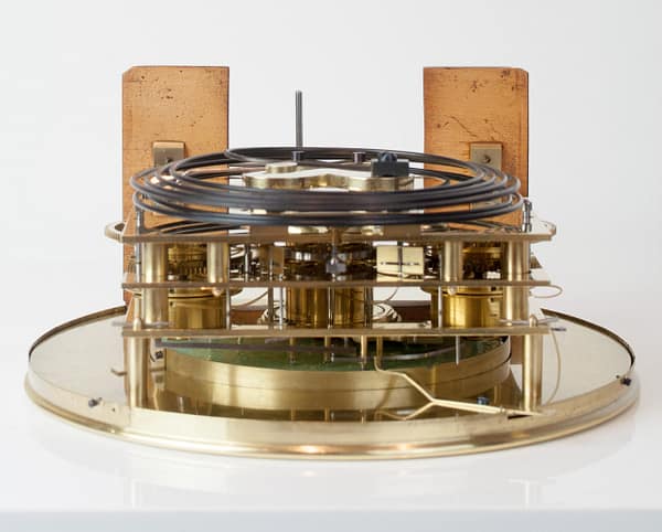 biedermeier-viennese-elm-one-month-wall-clock-movement Detailed image of the Vienna wall regulator movement
