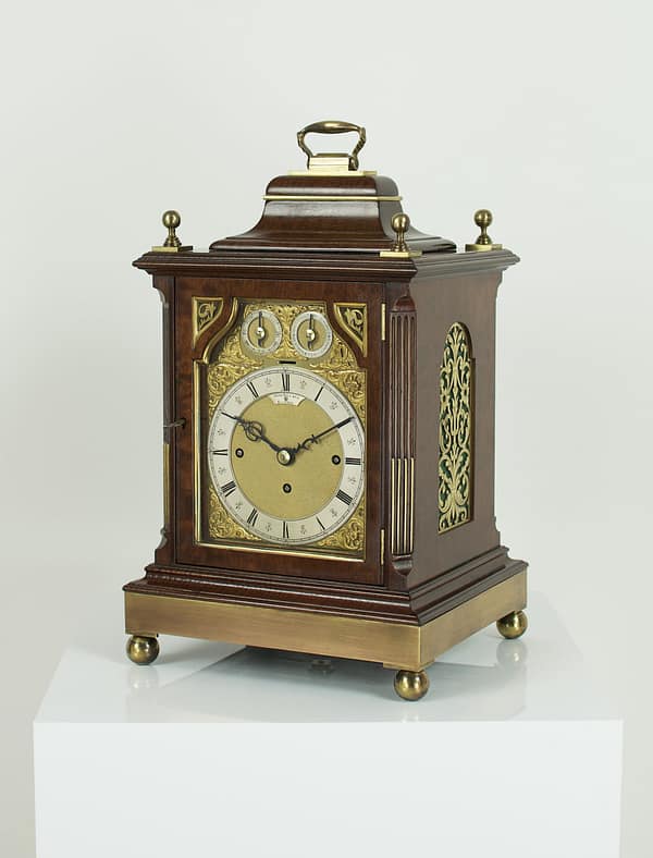 bull-bedford-quarter-chiming-mahogany-antique-bracket-clock-side image of the beautiful gilded brass and silvered antique bracket clock dial