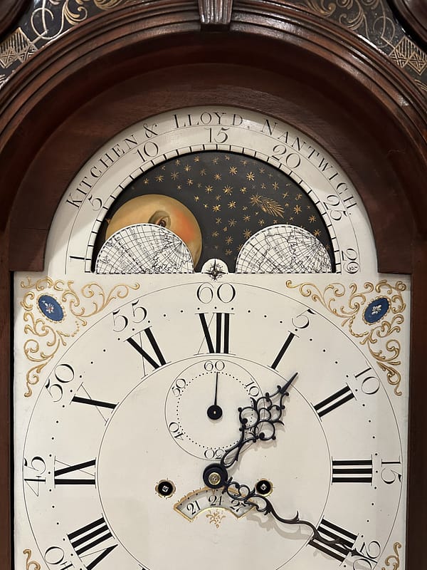 georgian-mahogany-longcase-grandfather-antique-clock-moonphase-darkmoon A fine quality flame mahogany 8 day longcase clock by Kitchen & Lloyd of Nantwich c.1780. Moonphase detail showing dark moon.