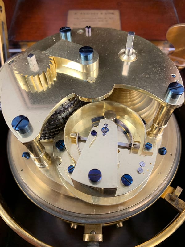roskell-liverpool-eight-day-marine-chronometer-balance detatiled image of the escapement of the 8 day marine chronometer