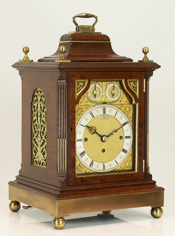bull-bedford-quarter-chiming-mahogany-antique-bracket-clock-front-side A Fine Quality Quarter Chiming Antique Bracket Clock, London C.1890.